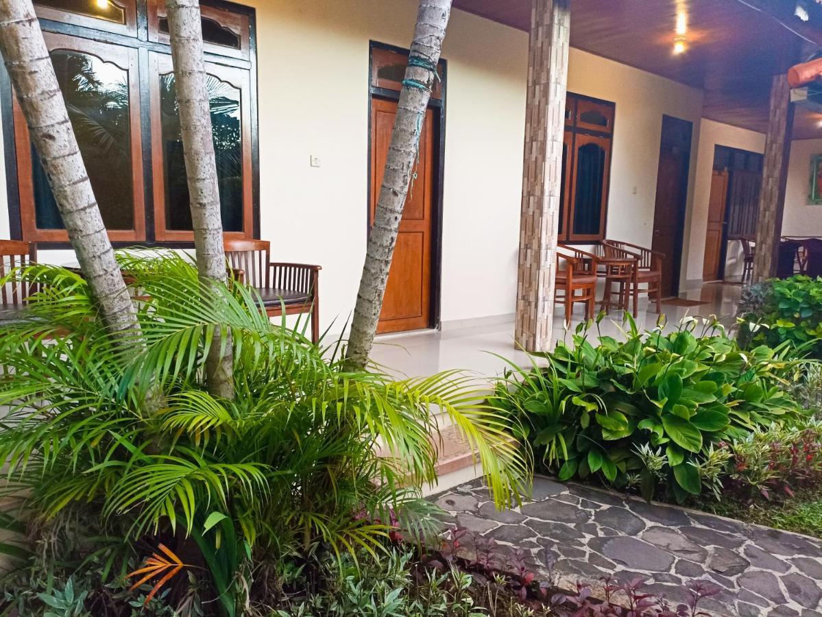 Kusnadi Hotel Legian Exteriér fotografie