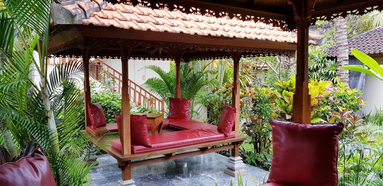 Kusnadi Hotel Legian Exteriér fotografie