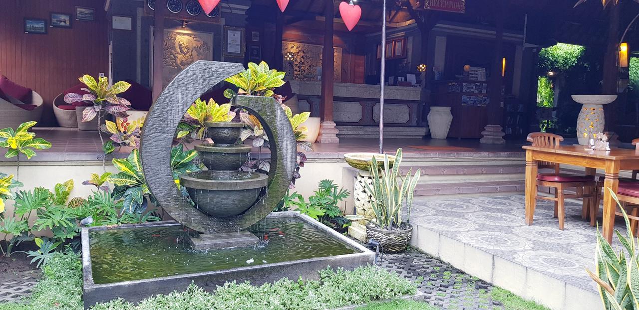 Kusnadi Hotel Legian Exteriér fotografie