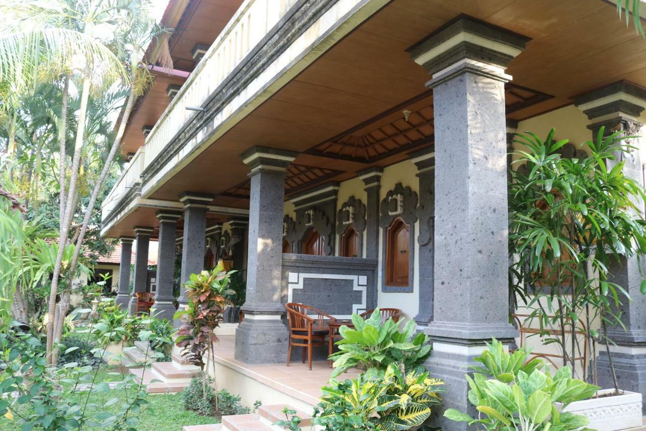 Kusnadi Hotel Legian Exteriér fotografie