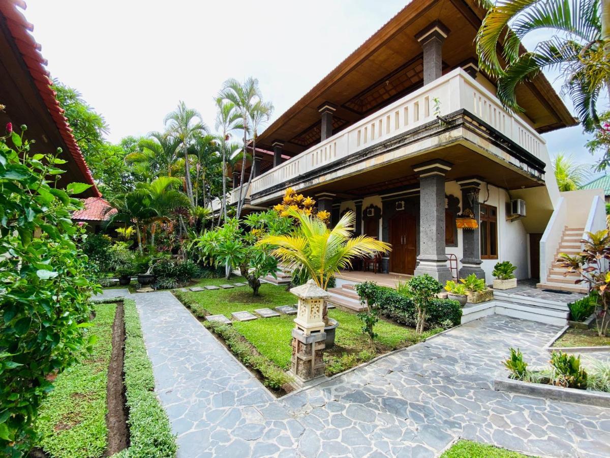 Kusnadi Hotel Legian Exteriér fotografie